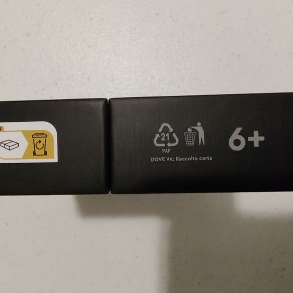 LEGO Star Wars 5008818 Battle of Yavin Collector's Coin Exclusive GWP May 4 2024 - Picture 4 of 4